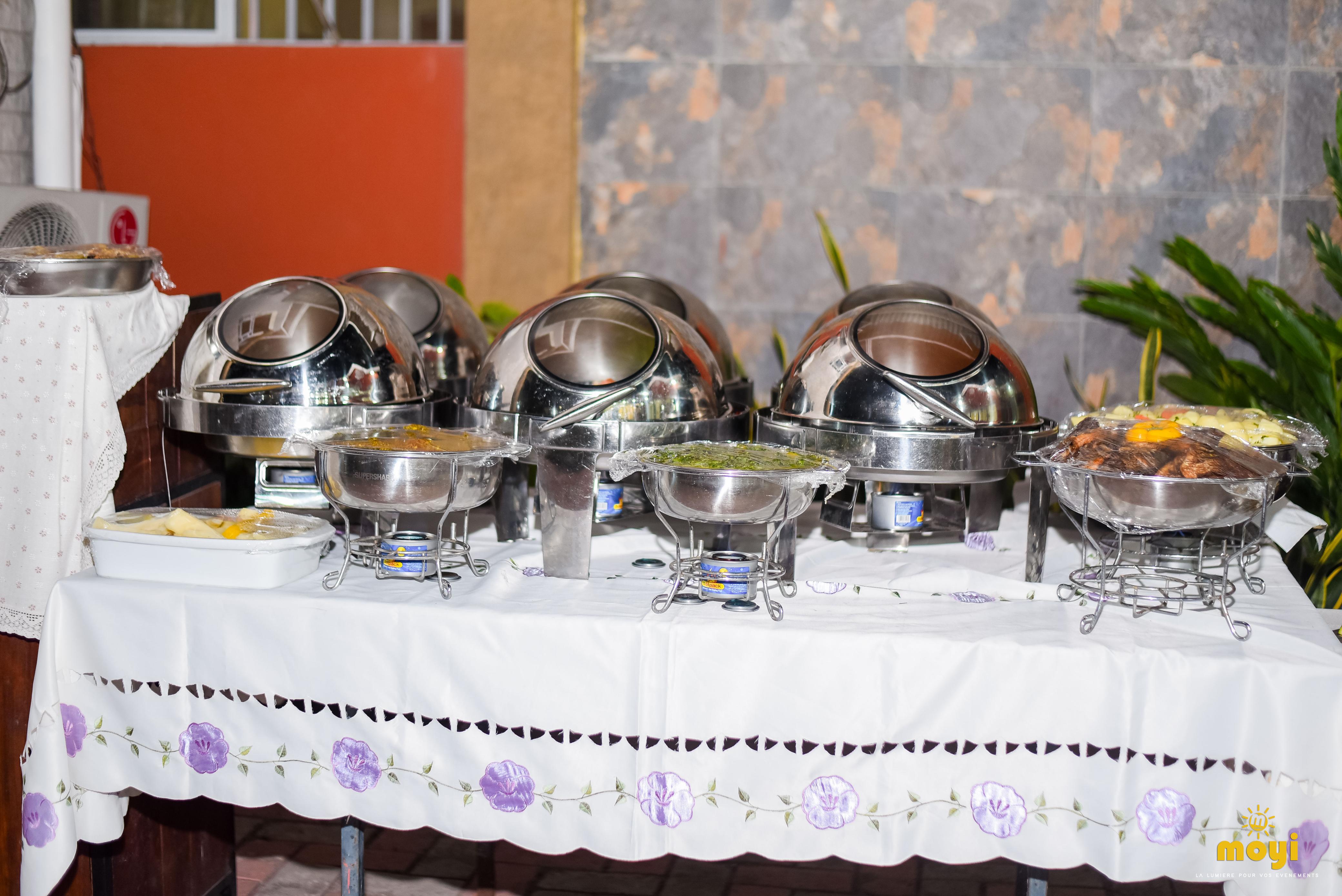 Chafing Dishes